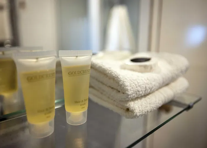 Best Hotels in Clovelly Devon for Coastal Getaways