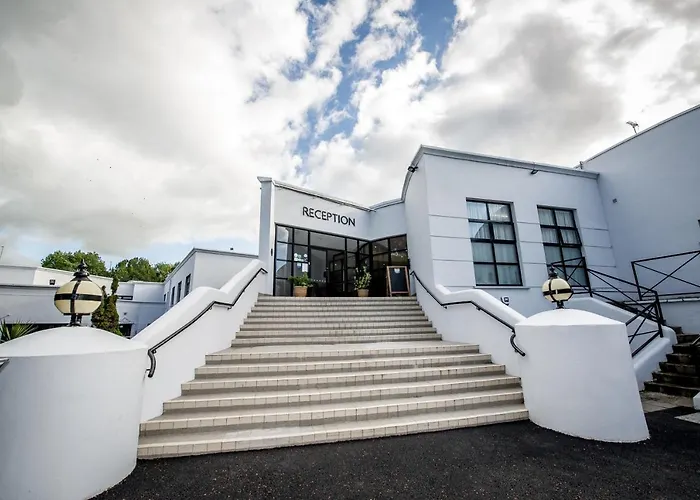 Best Hotels Near Londonderry for Unforgettable Stay